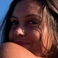 Abby Busick Nua