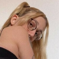 Adrianahoe Nua