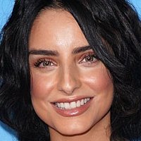 Aislinn Derbez Nua