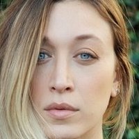 Alana Hadid Nua