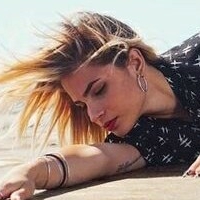 Alejandra Barbie. Nua