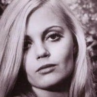 Alexandra Hay Nua