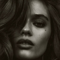 Alexandra Moskaleva Nua