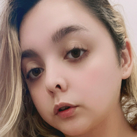 Alice Deschamps Nua