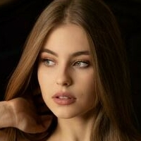 Aliceinadultland Nua