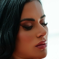 Alicia Romero IFBB Pro Nua