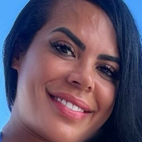 Aline Araújo Nua