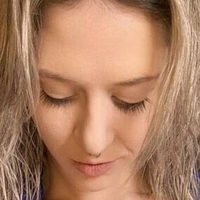 Aline Bragança Nua