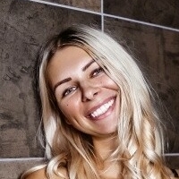 allabout_liz / allaboutliz / Lisa von Love Island Nua