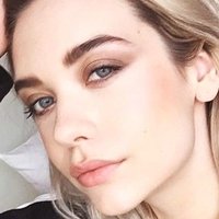 Amanda Steele Nua