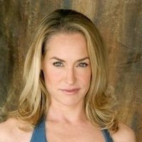 Amanda Wyss Nua