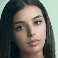 Amber Ajami Nua