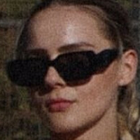 Amelie Kollek Nua