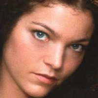 Amy Irving Nua