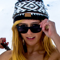 Anakedgirl Nua