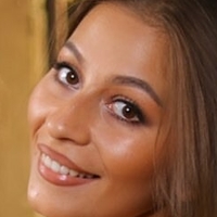 Andreea Monnalisa Nua