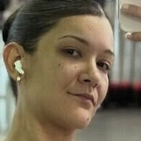 Angie Hazzard Nua