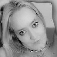 Anja_grebe Nua