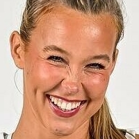 Anna Camden Nua