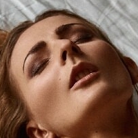 Anna Vladimirova Nua