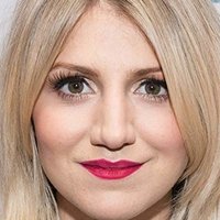 Annaleigh Ashford Nua