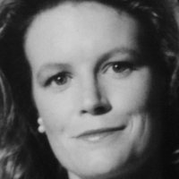 Annie McEnroe Nua