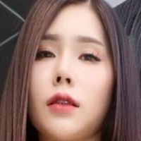 Apr.il Nua