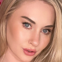 April Mae Xox Nua