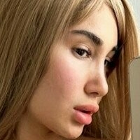 Ariana Diamond Nua