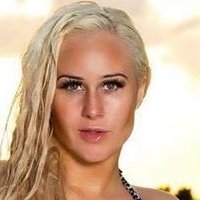 Arna Bára Karlsdóttir Nua