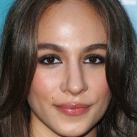 Aurora Perrineau Nua