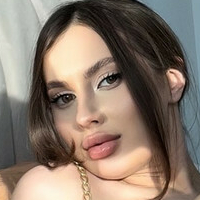 Avery Alena Nua