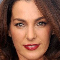Ayelet Zurer Nua