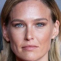 Bar Refaeli Nua