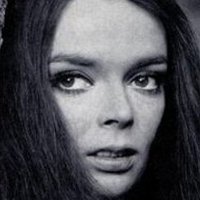 Barbara Steele Nua