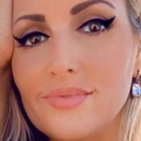 Barbie Howell Nua