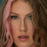 Becky Remce Nua