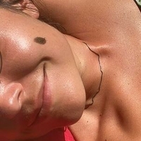 Bella Camero Nua
