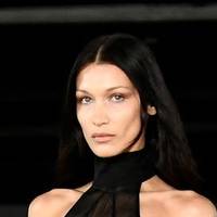 Bella Hadid Nua