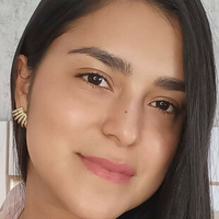 Bella Lopez Nua