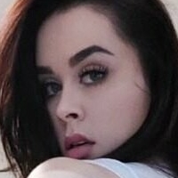 Bella Michaels Nua
