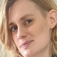 belle-lou Nua