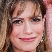 Bethany Joy Lenz Nua