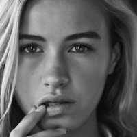 Betsy Volk Nua