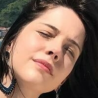 Bia Arantes Nua