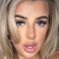 blondebarbiie Nua