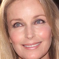 Bo Derek Nua