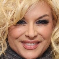 Bobbie Brown Nua