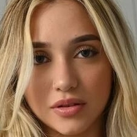 Brasiloirinha Nua