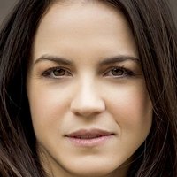 Brenna Tucker Nua